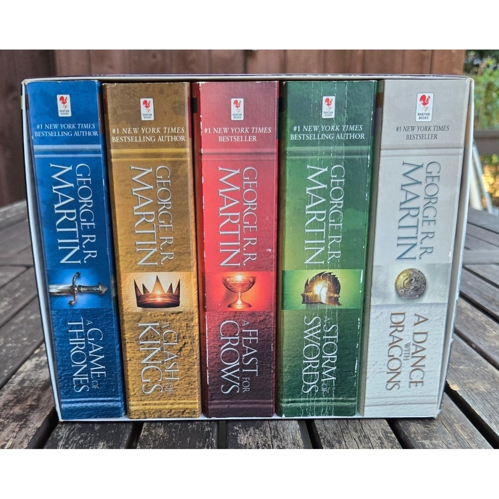 George RR Martin A Song of Ice and Fire 5-Book Game of Thrones Paperback Box Set